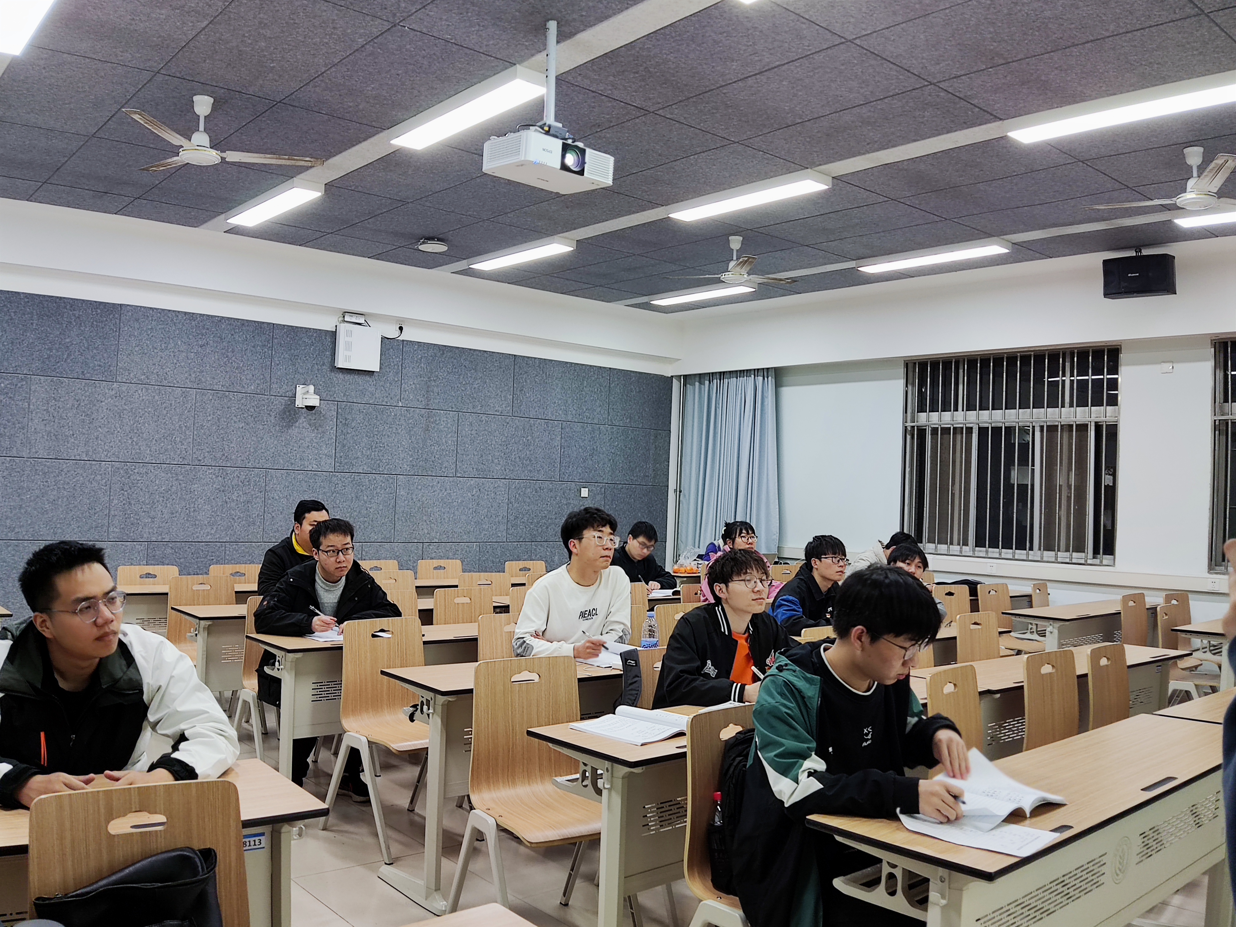 fe2aab6ca048421c8314c7948f5af647.jpg